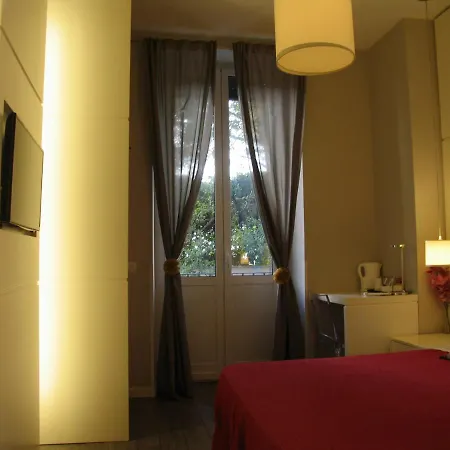 招待所 Piazza Bologna 3*